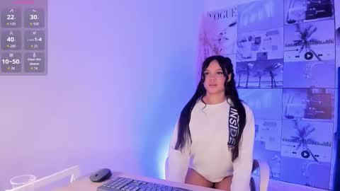 Snapshot of halia_smith chatting on 02.11.26 Halia Smith online show from 02.11.26