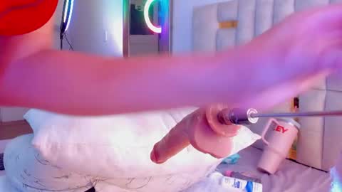 Halie  online show from 06.25.26