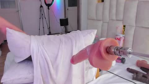 Halie  online show from 07.23.26