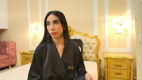 Hallie Stone online show from 06.05.26