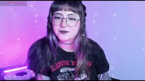 Snapshot of hallucigenia_sparza chatting on 03.02.26 Hallu online show from 03.02.26