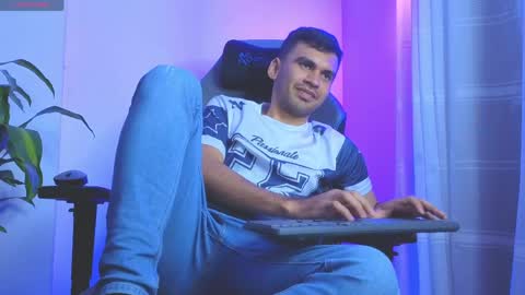 hamiltong12 online show from 05.07.26