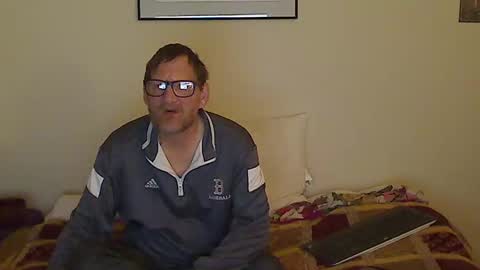 Snapshot of hammerthatthang73 chatting on 10.24.25 hammerthatthang73 online show from 10.24.25