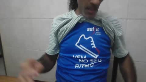 Snapshot of hamonoleoso chatting on 02.14.26 King Of Love online show from 02.14.26