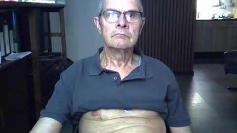 Prefer men 80 online show from 04.17.26