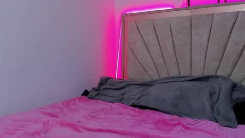 Snapshot of hana_and_zeta chatting on 02.23.26 Hana and Zeta online show from 02.23.26