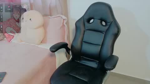 Hanna Rosse online show from 03.11.25