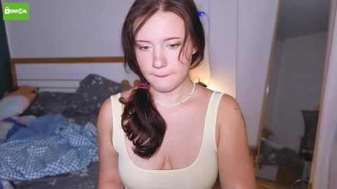 Snapshot of hanahwoods chatting on 09.27.25 hanahwoods online show from 09.27.25