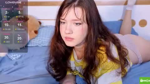 Snapshot of hanahwoods chatting on 11.17.25 hanahwoods online show from 11.17.25