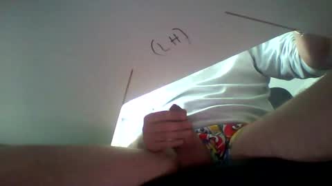 Snapshot of hand_ball_32 chatting on 01.16.25 hand_ball_32 online show from 01.16.25