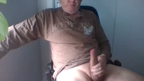 Snapshot of hand_ball_32 chatting on 07.20.26 hand_ball_32 online show from 07.20.26