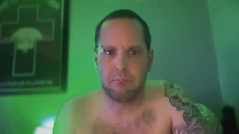 hand_banana_420 online show from 09.15.25