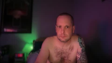 hand_banana_420 online show from 04.26.26