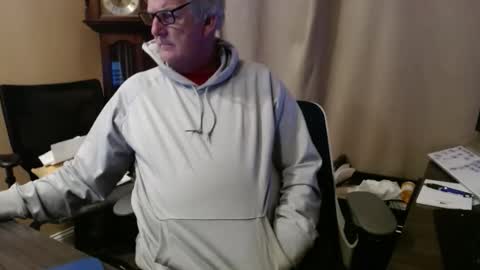 handsome_guy4u online show from 04.20.26