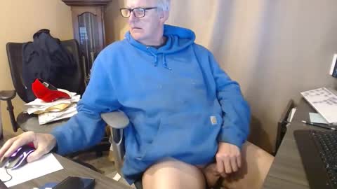 handsome_guy4u online show from 05.04.26