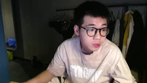 Snapshot of handsome_mannn chatting on 01.19.25 handsome_mannn online show from 01.19.25