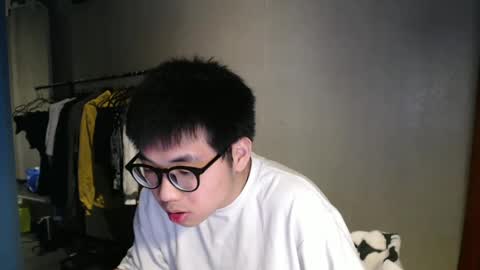 Snapshot of handsome_mannn chatting on 02.11.25 handsome_mannn online show from 02.11.25