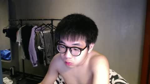 Snapshot of handsome_mannn chatting on 02.23.25 handsome_mannn online show from 02.23.25
