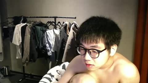 Snapshot of handsome_mannn chatting on 02.27.25 handsome_mannn online show from 02.27.25