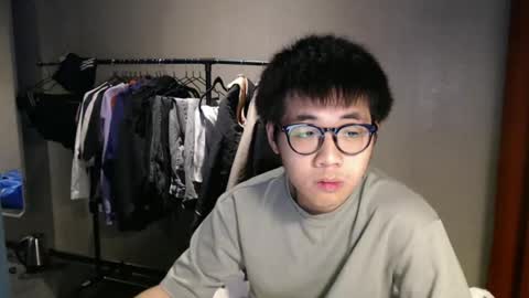 Snapshot of handsome_mannn chatting on 02.28.25 handsome_mannn online show from 02.28.25