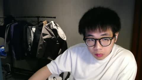 Snapshot of handsome_mannn chatting on 03.01.25 handsome_mannn online show from 03.01.25