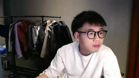 Snapshot of handsome_mannn chatting on 03.03.25 handsome_mannn online show from 03.03.25