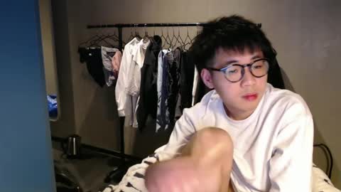Snapshot of handsome_mannn chatting on 03.08.25 handsome_mannn online show from 03.08.25