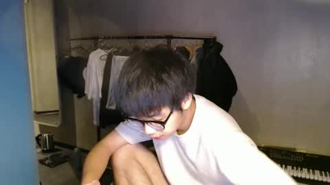 Snapshot of handsome_mannn chatting on 10.11.25 handsome_mannn online show from 10.11.25