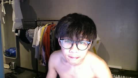 handsome_mannn online show from 05.04.26