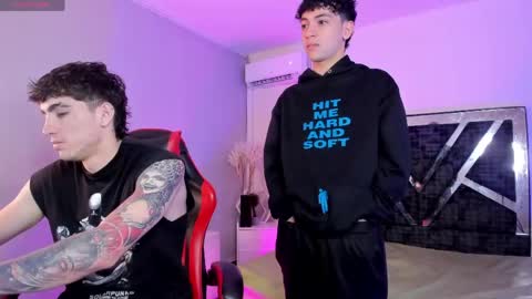 leonardfarrucknick and otis online show from 04.21.26