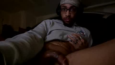 Snapshot of handsomehasen chatting on 03.20.26 handsomehasen online show from 03.20.26