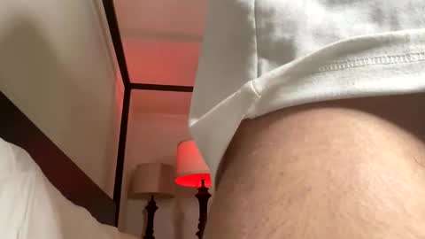 Snapshot of handsomhardcock chatting on 01.12.26 handsomhardcock online show from 01.12.26