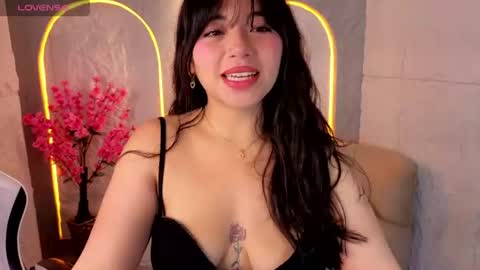 Snapshot of hani_amber_tx chatting on 07.27.26 Follow me.. Live 730 to 1400 online show from 07.27.26