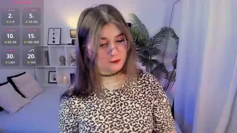 Snapshot of haniawish chatting on 05.17.26 Hania online show from 05.17.26
