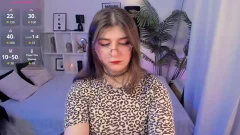 Snapshot of haniawish chatting on 05.17.26 Hania online show from 05.17.26