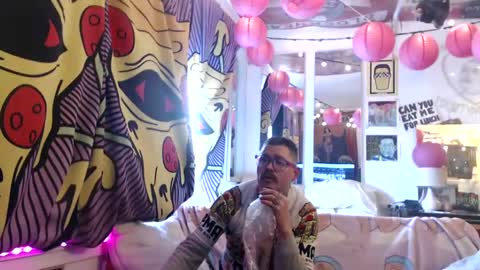 Snapshot of hankrams chatting on 02.02.25 hank rams online show from 02.02.25