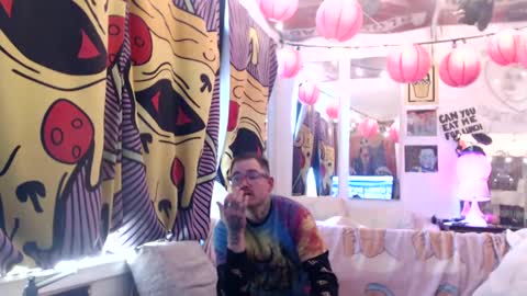 Snapshot of hankrams chatting on 11.16.25 hank rams online show from 11.16.25