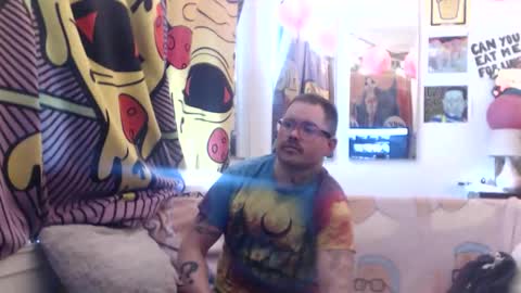 Snapshot of hankrams chatting on 03.26.26 hank rams online show from 03.26.26