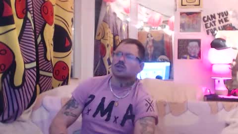 Snapshot of hankrams chatting on 04.07.26 hank rams online show from 04.07.26