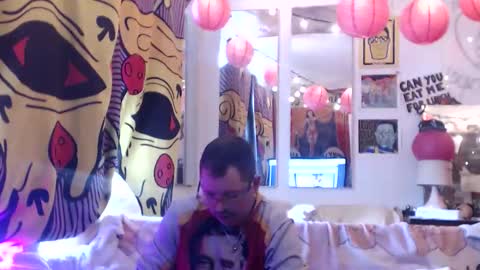 Snapshot of hankrams chatting on 04.30.26 hank rams online show from 04.30.26