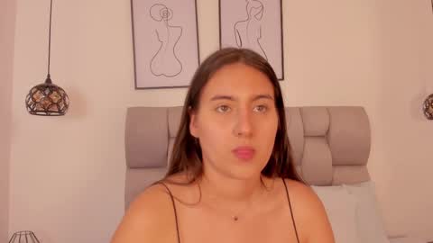 Snapshot of hanna__evans_ chatting on 09.27.25 hanna__evans_ online show from 09.27.25