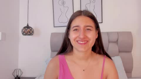 Snapshot of hanna__evans_ chatting on 10.09.25 hanna__evans_ online show from 10.09.25