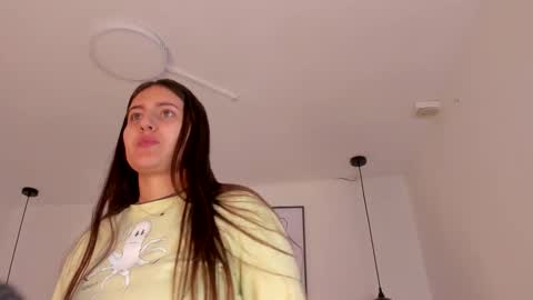 Snapshot of hanna__evans_ chatting on 10.17.25 hanna__evans_ online show from 10.17.25