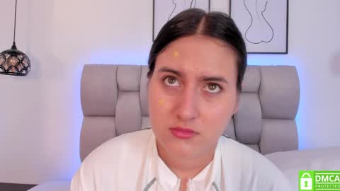 hanna__evans_ online show from 05.14.26