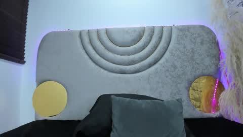 Snapshot of hanna_castro chatting on 12.14.25 Hanna Castro online show from 12.14.25