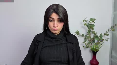 Snapshot of hanna_chloe chatting on 06.22.26 Sara online show from 06.22.26