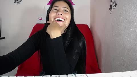 Snapshot of hanna_girl21 chatting on 03.07.25 HANNA online show from 03.07.25