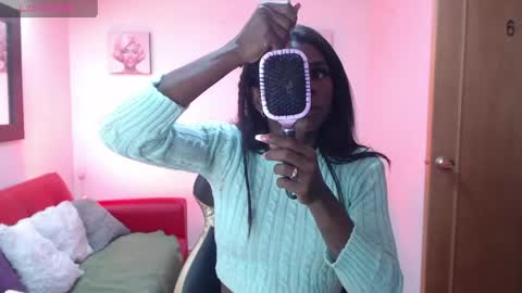 hanna_lamber online show from 04.24.26