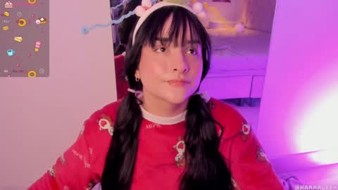 Snapshot of hanna_lee02 chatting on 01.21.25 Hanna Lee online show from 01.21.25