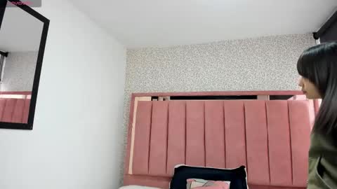  H A N N A  online show from 03.05.26